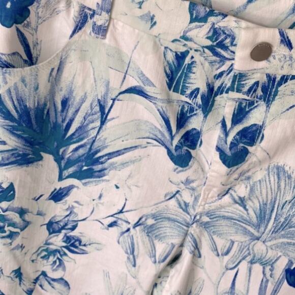 Chico's 16 Jeans Boho Plus Denim Palm Girlfriend Ankle Pants Resort White blue - Picture 6 of 11